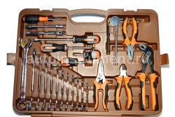 Набор инструмента OMBRA OMT150S (150 предметов) 1/4",3/8",1/2" 6 гр. пласт.кейс