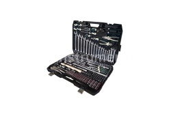 Набор инструмента ROCK FORCE RF-41802-5 (180 предметов) 1/2"&1/4"&3/8"DR 6-гранный (пласт. кейс)